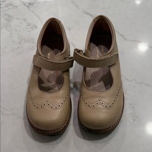 Classic Tan Kids Mary Jane Dress Shoes